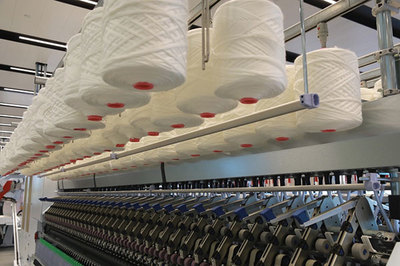 中外籍記者看新疆|感受新疆采棉業(yè)現(xiàn)代化 紡織業(yè)